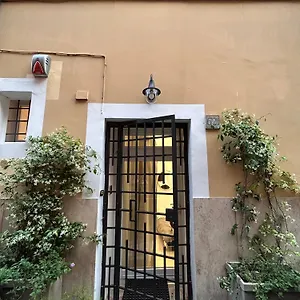 Apartment A Casa Dei Romani, Rome