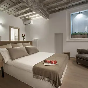 Raffaello Charmsuite Apartamento